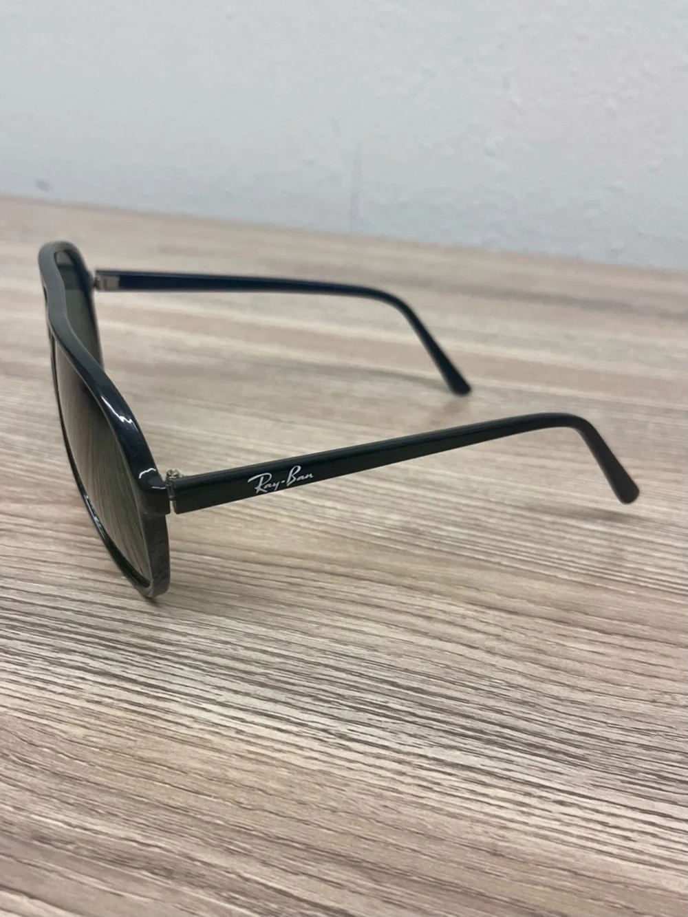 Ray-Ban good used